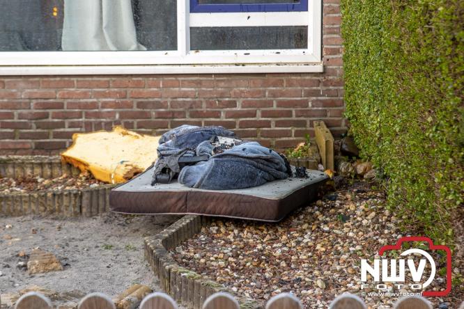 Brand in slaapkamer van woning aan de Passestraat snel geblust, oorzaak van de brand is onbekent. - &copy; NWVFoto.nl